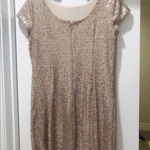 Perfect dress to party, dinner or Any celebration